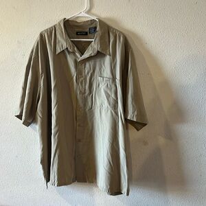 Preloved short sleeve button down 3XL